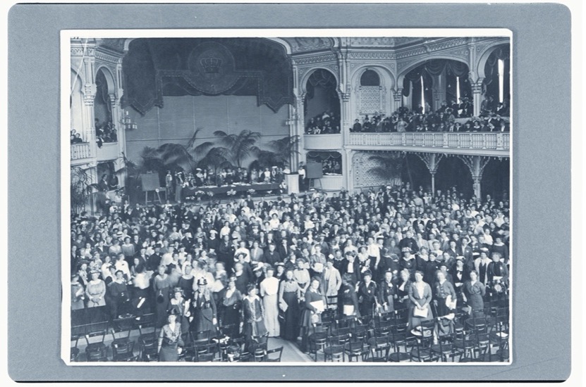 Congreso de La Haya (Holanda), 1915
